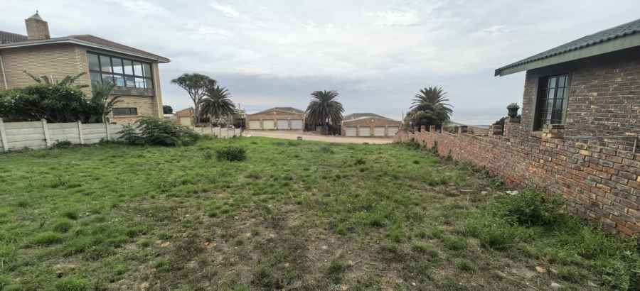 Commercial Property for Sale in Wavecrest Eastern Cape